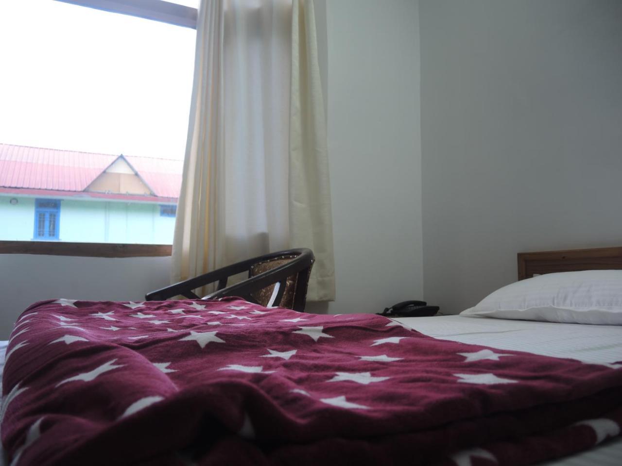 The Alpine Nest Hotel Кальпа Экстерьер фото