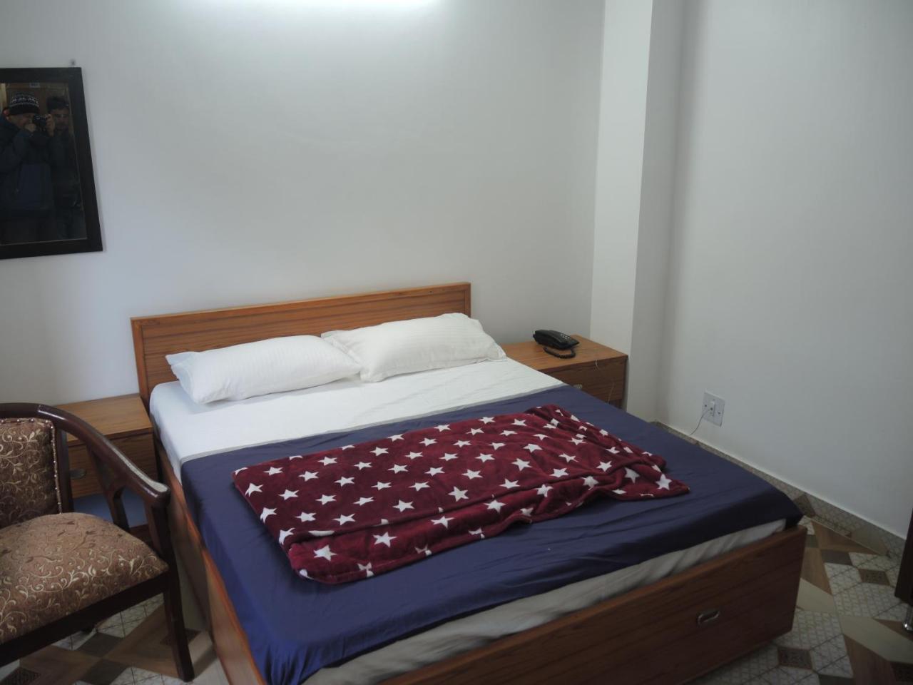 The Alpine Nest Hotel Кальпа Экстерьер фото